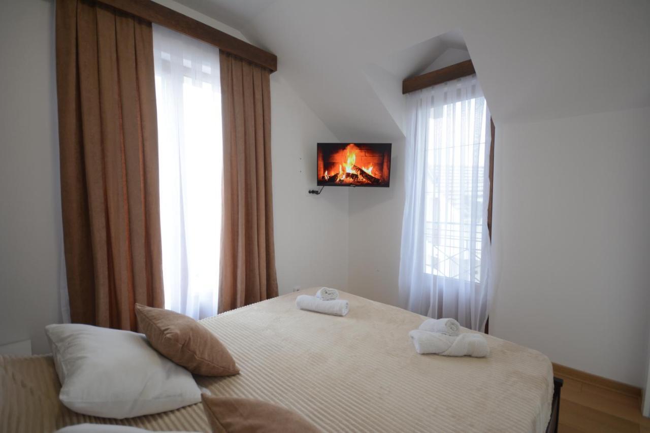 Crown House Aparthotel Vrnjačka Banja Buitenkant foto