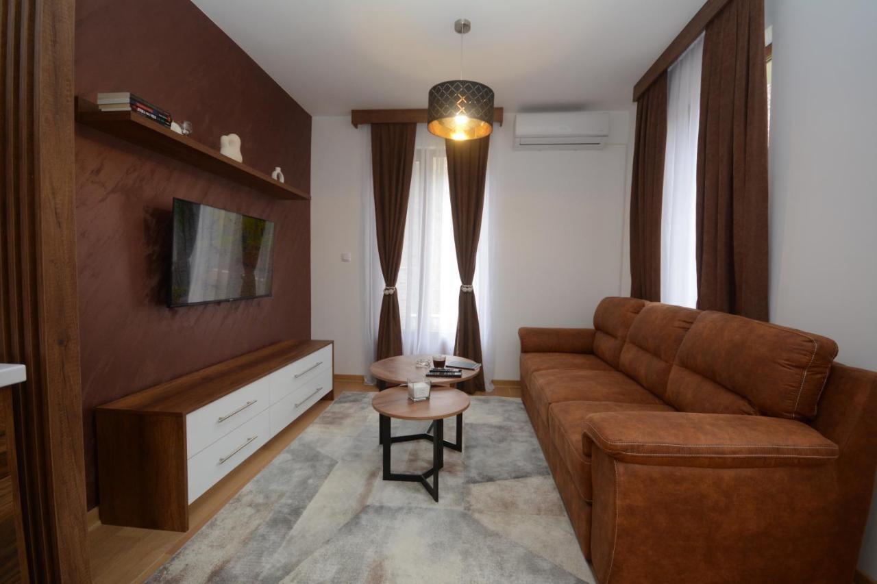 Crown House Aparthotel Vrnjačka Banja Buitenkant foto